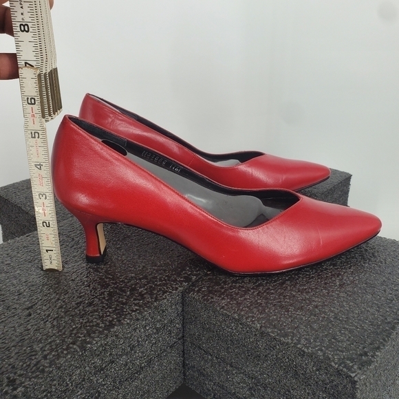Ros Hommerson Shoe Women 11 M Red Heels - Picture 13 of 15